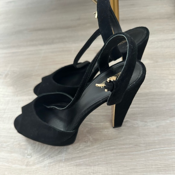 Michael Kors sandals ,Size 8.5 - Picture 2 of 3